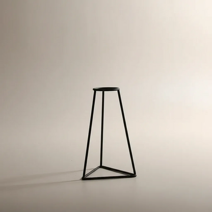 Nordic Style Iron Flower Vase Geometric Minimalist Metal Wire Frame Centerpiece | IREN Interior-IREN Interior
